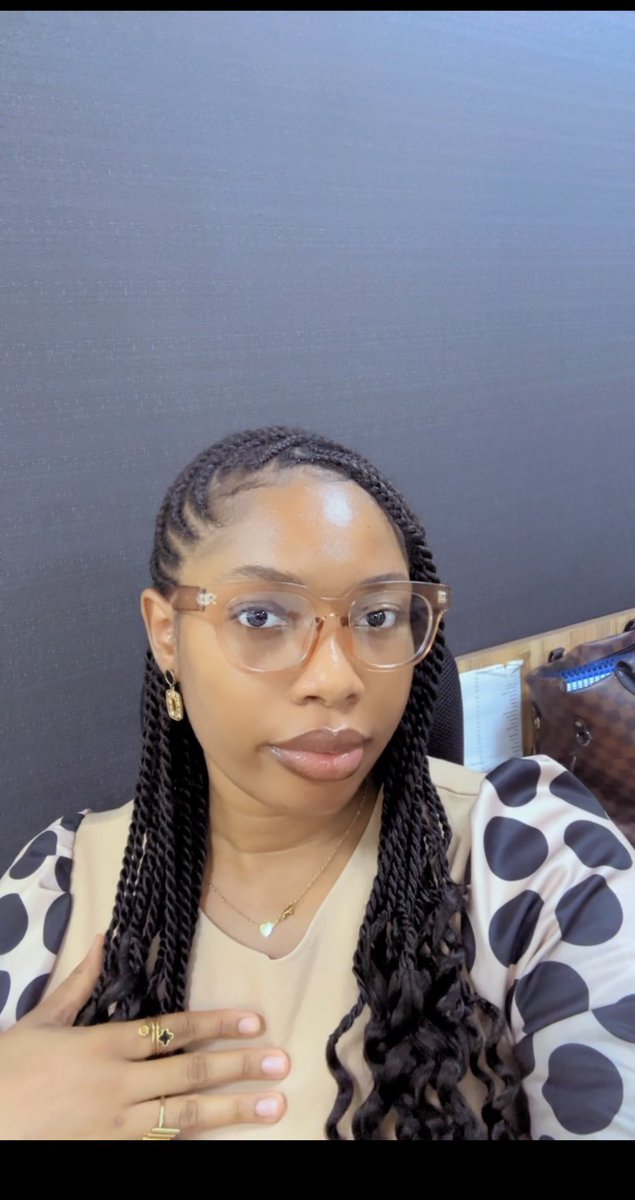 sylvia_akra's tweet photo. Another hectic day where we maintain steeze 🌚☺️ https://t.co/B5lsX48rus