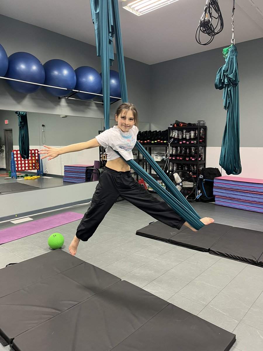We’re connected and ready to bounce at Studio 35! At My PATH we stay active and positive. Experience the adventure! 
mypath.school sites.ca