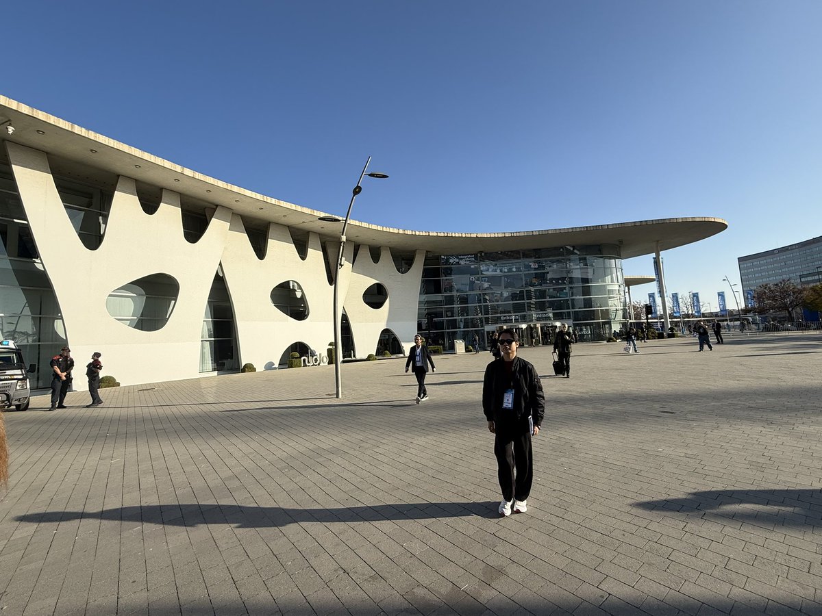 AdmHrv's tweet image. End of Day 1. Some interesting tech seen and caught up with loads of people. Feet are about 50% at the moment. #ise2025