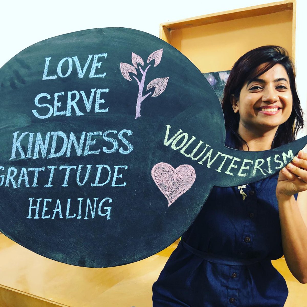 World Cancer Day Reminder: Healing isn’t just medical—it’s emotional &amp; spiritual too.

At Love Heals Cancer, we believe in:
✨ Healing with love &amp; care
✨ Support for warriors &amp; caregivers
✨ Empowering through resilience

Together, we can make cancer care more compassionate.