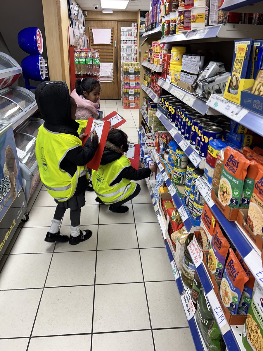 CPrimarywales's tweet photo. Reception have been shopping today, to buy ingredients ready to make their bread tomorrow. #CCnumeracy #CCliteracy #CChumanities #CCfun https://t.co/3THZ0BMguO