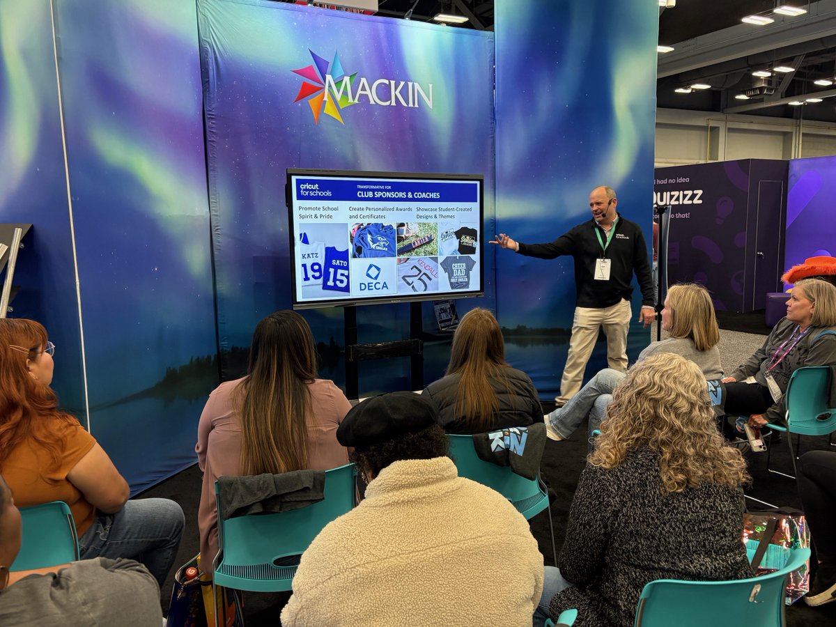 MackinMaker tweet media