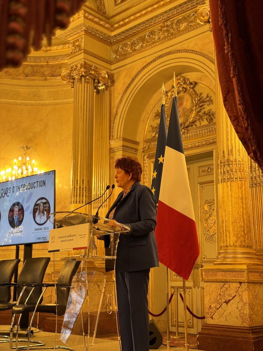 Nicole Le Peih (@nicolelepeih) on Twitter photo Le cancer bouleverse des vies sans distinction.
Pensons à ceux qui luttent, à ceux qui ont gagné ou perdu ce combat.
Chercher, accompagner et espérer : c’est l’objectif de cette journée mondiale de lutte contre le #cancer à l’Assemblée nationale.
Merci <a href="/YaelBRAUNPIVET/">Yaël Braun-Pivet</a> Le cancer bouleverse des vies sans distinction.
Pensons à ceux qui luttent, à ceux qui ont gagné ou perdu ce combat.
Chercher, accompagner et espérer : c’est l’objectif de cette journée mondiale de lutte contre le #cancer à l’Assemblée nationale.
Merci <a href="/YaelBRAUNPIVET/">Yaël Braun-Pivet</a>