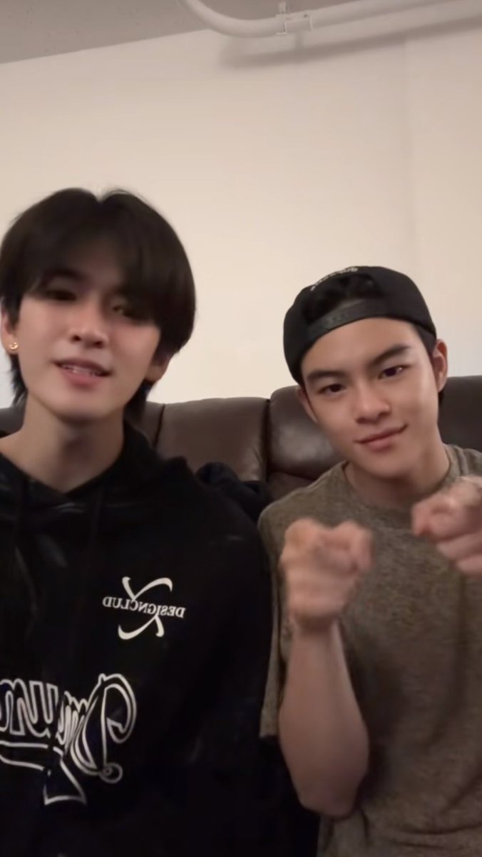 อาร์มแทขอแอร์ไทม์ 🍀 tweet media