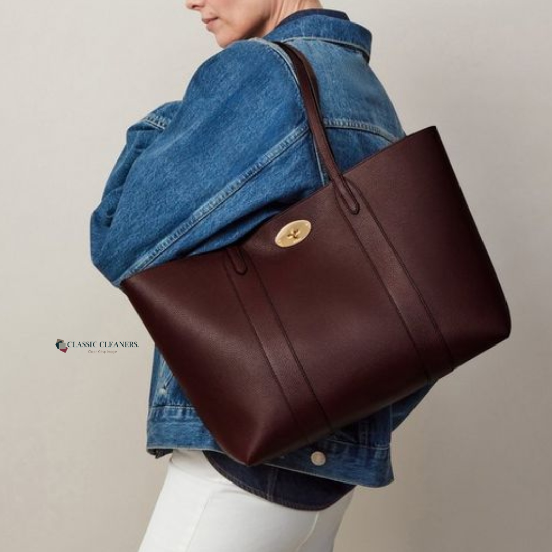 CleanCrispImage's tweet image. Keep your favorite leather handbag looking flawless! 👜✨ At Classic Cleaners, we specialize in cleaning and caring for delicate leather goods. Trust us to keep your accessories timeless. 💼 #LeatherCare #ClassicCleaners #LuxuryMaintenance