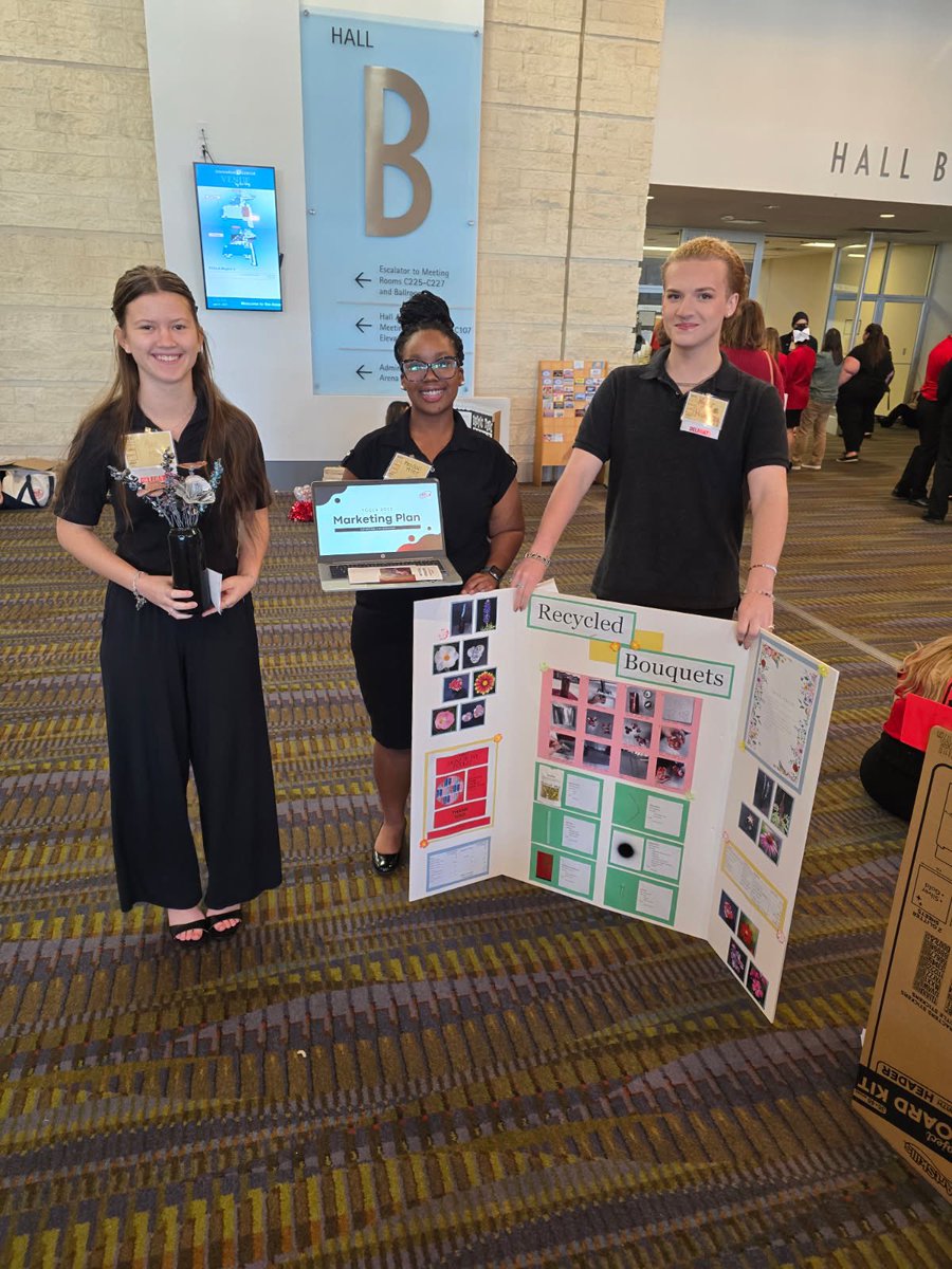 HHSCTE23's tweet photo. FCCLA Region 5 Competition. One team advancing to state level. https://t.co/fbs7gE9jQz