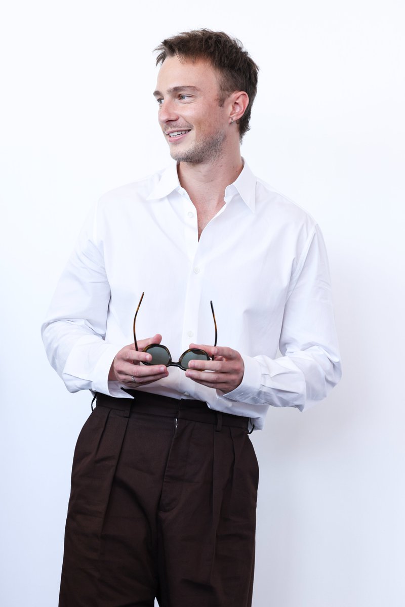 Cosmopolitan's tweet photo. Me and him... https://t.co/5cTVZkVFgj