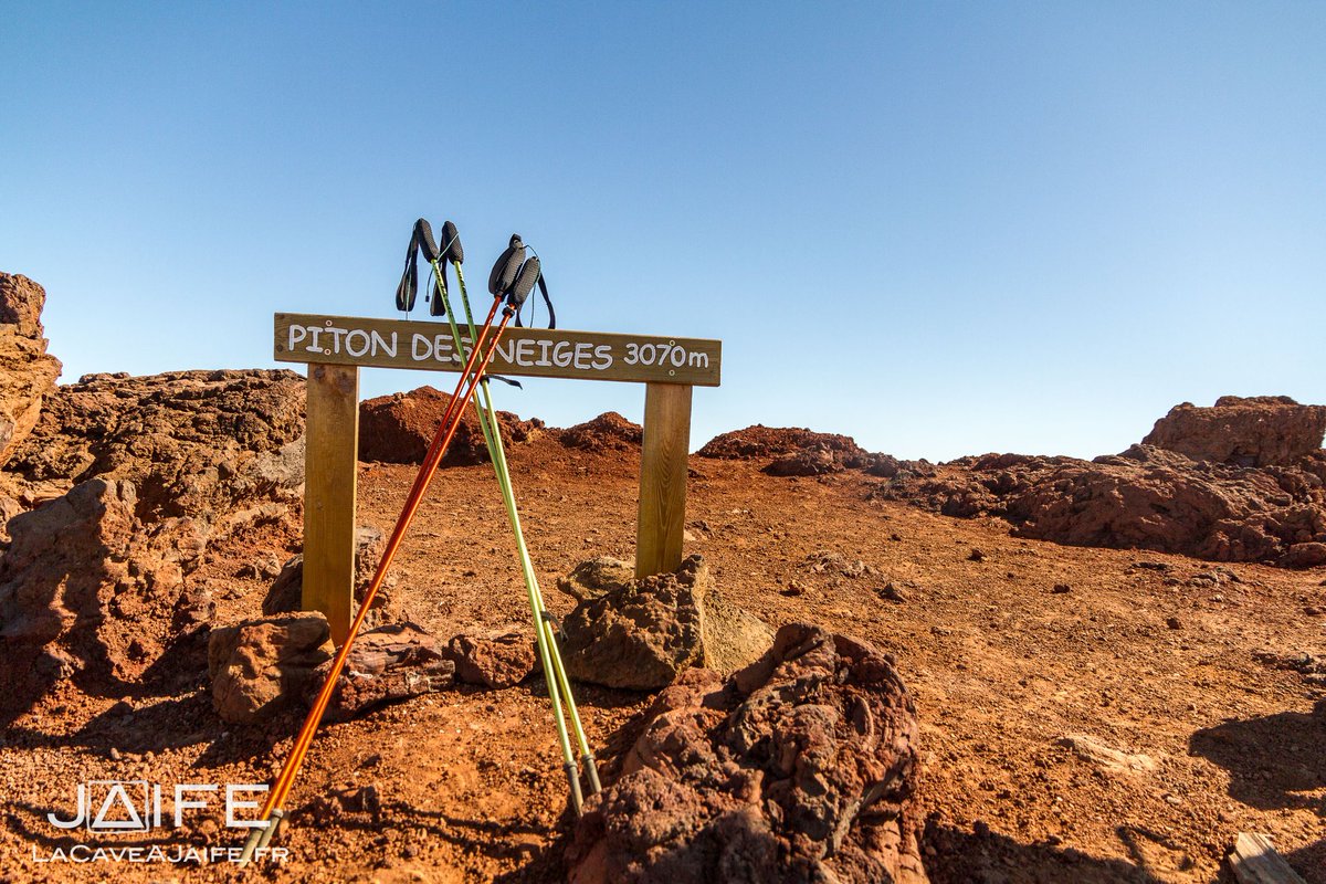 cyclopnoir's tweet photo. @pogo_central Piton des neiges, Reunion Island https://t.co/HHFhiSJS8B