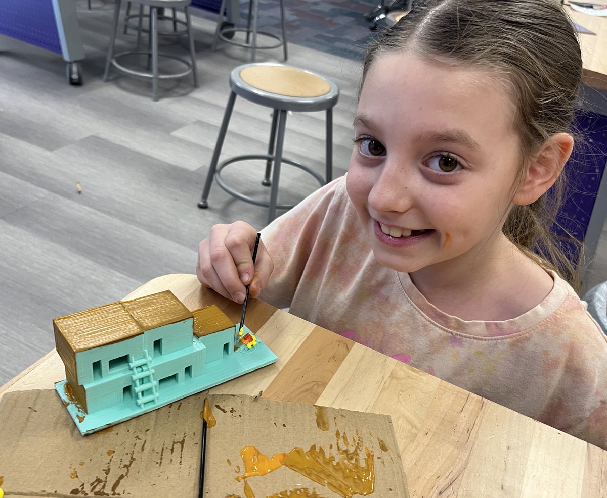 Teach_Innovate's tweet image. Painting her 3D printed Hopi Native American tribe home. Students selected a tribe, created a green screen research video, and 3D printed the home the tribe lived in. These will
be shown at their 4th grade STEAM expo #GoCIGo #makerbot #STEAM #3Dprint