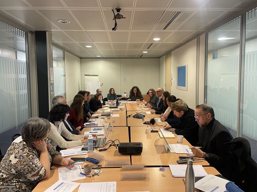 🙋Le vendredi 31 janvier, Leader France a été conviée par les Agences Erasmus+ France à participer au groupe de travail dédié à attirer les collectivités territoriales au programme Erasmus+. 

🙏Merci aux partenaires pour ce temps d'échange !