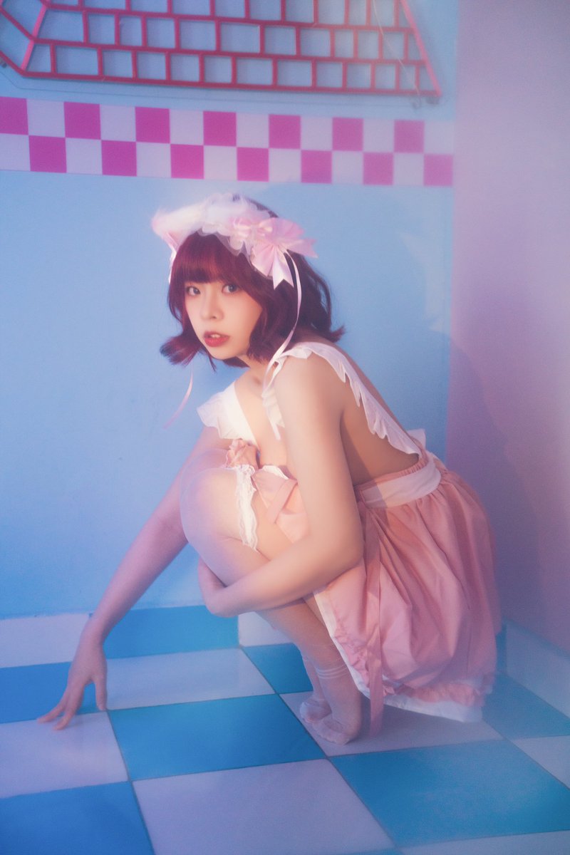 你不能一边砌墙
一边想让人跨过高墙来爱你。

📸<a href="/Liek7777777/">粟</a>