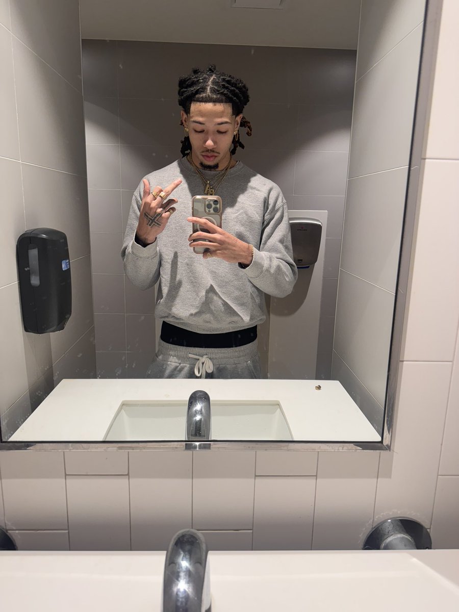 Slutt4Glock's tweet photo. Happy birthday Jackboy 🖤🥰🎊 https://t.co/glL8twhG7R