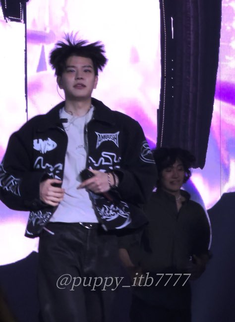 seungminisagod's tweet photo. electric shock https://t.co/FxyFrLlaLr