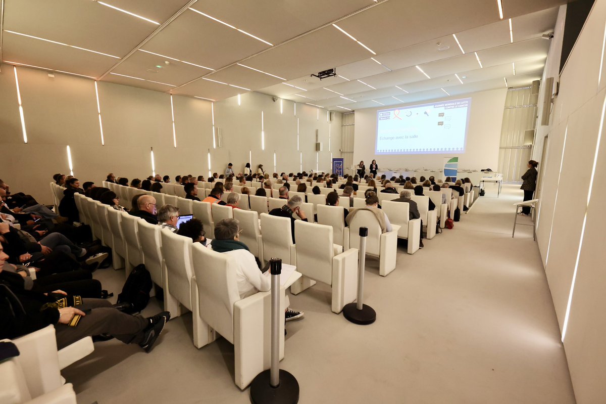 En cette Journée Mondiale contre le Cancer, nous avons réuni les agents de @rouen et de la <a href="/MetropoleRouenN/">Métropole Rouen Normandie</a>, les associations, les partenaires, pour parler du cancer au travail. Le lien social est primordial pour combattre la maladie. J'en sais quelque chose.