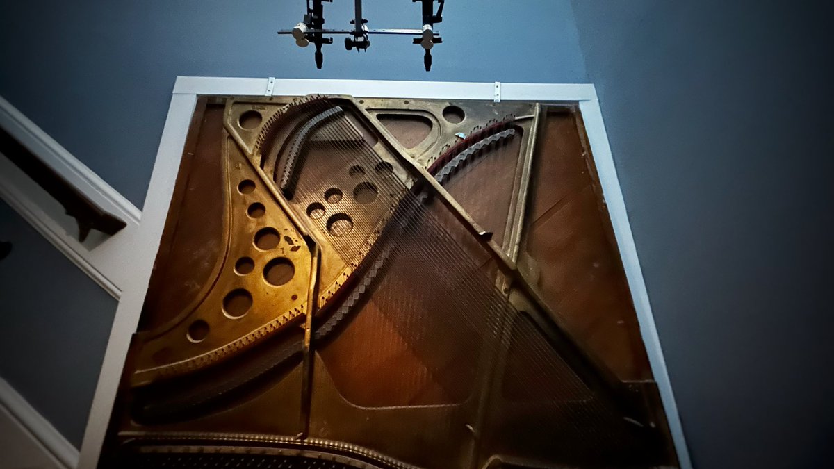 Jason Graves tweet media