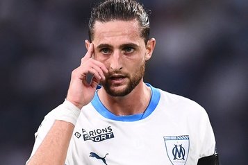 InfOOMtransfert's tweet photo. Donc la on me dit qu'on aura jusqu'à la fin de la saison ces 3 millieus 😏😏😏 on va se régaler !!!!
#TeamOM #MercatOM #OM https://t.co/ERUzya6WAg