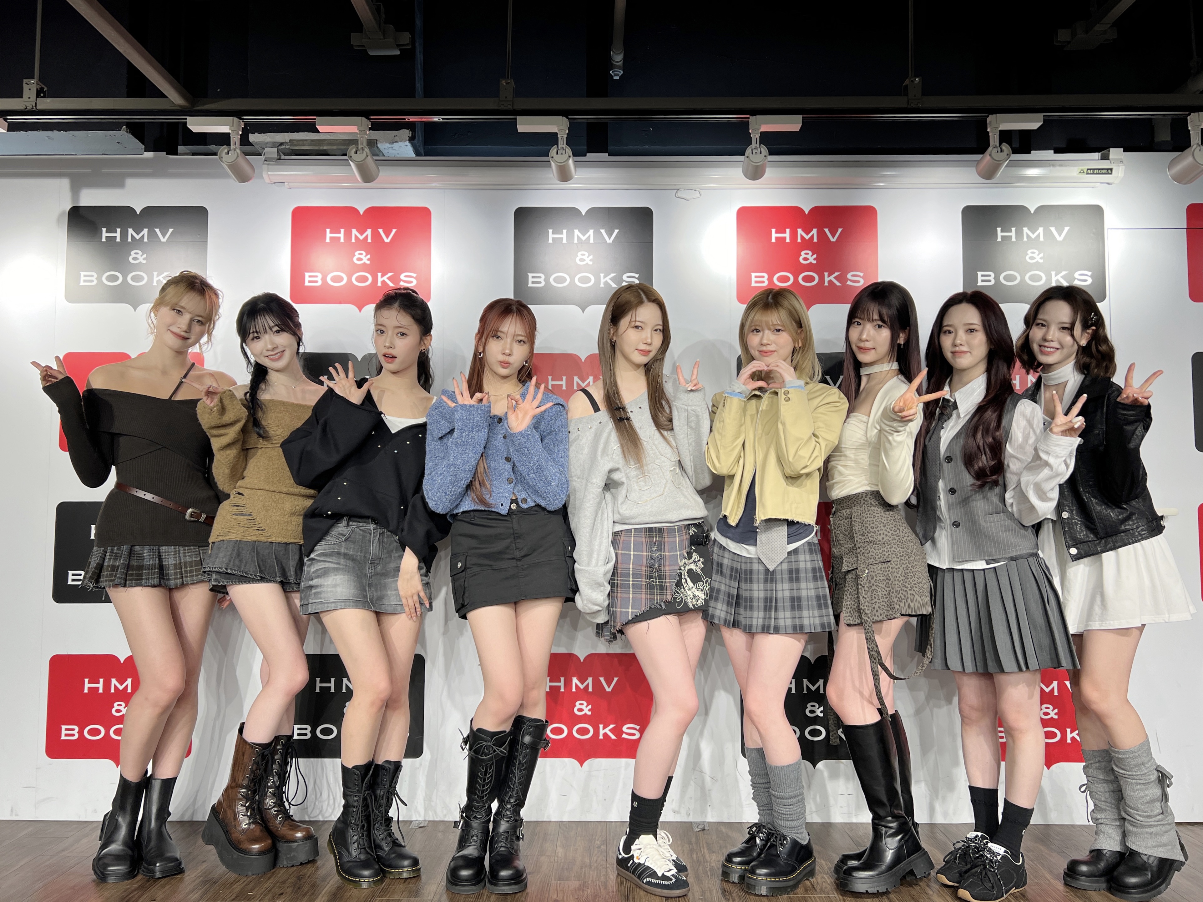 NiziU ミニアルバム AWAKE オフラインイベント 全員サイン会 サイン ⭐️ NiziU ミニアルバム AWAKE オフラインイベント 全員サイン