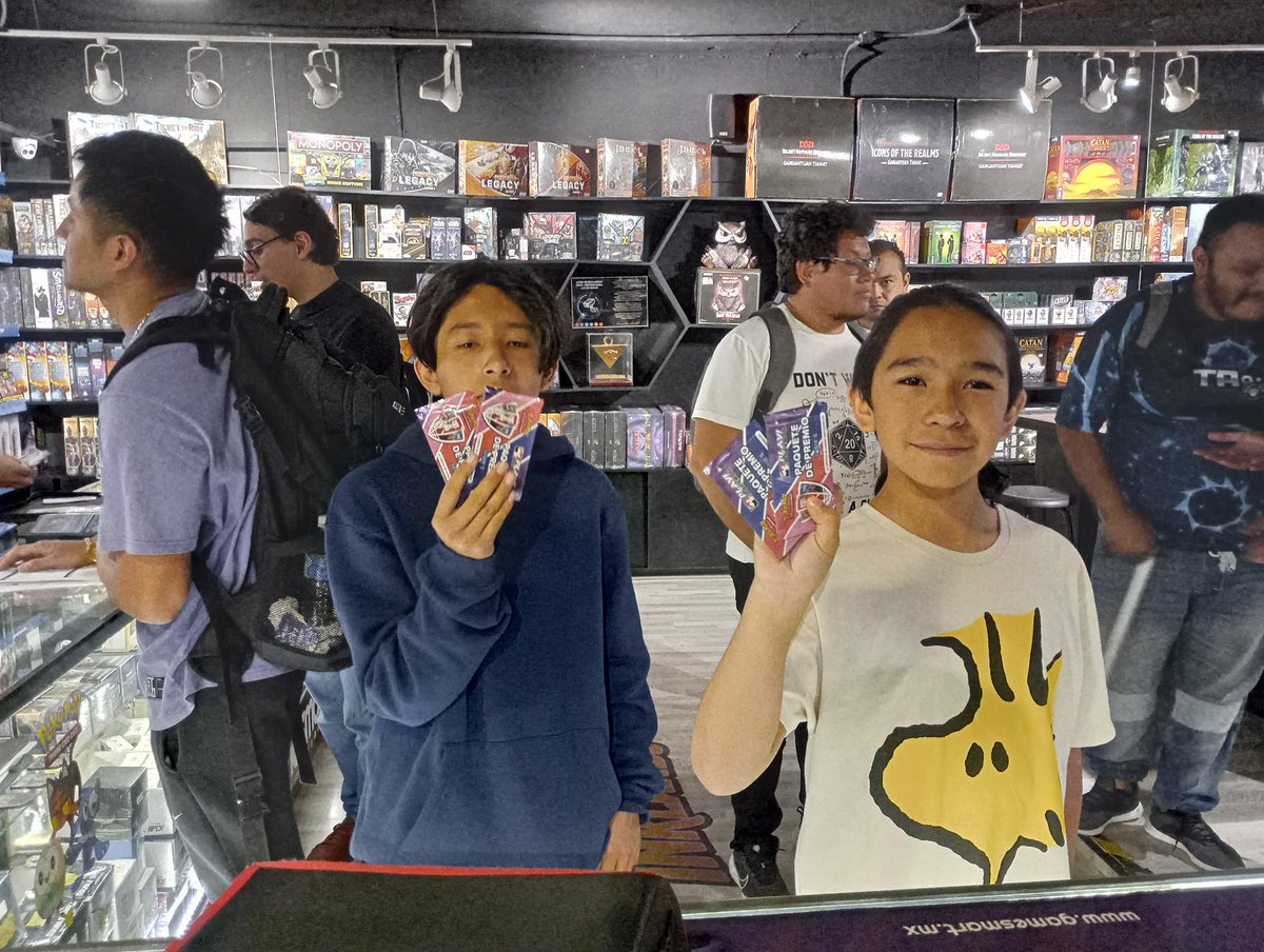 Gracias por disfrutar con nosotros 🤩 #HaveFun 

#SWU #pokémonleaguecup #Commander #MTG #StarWarsUnlimited #pokémon #TCG #juegosdemesa #gamemsart #Febrero