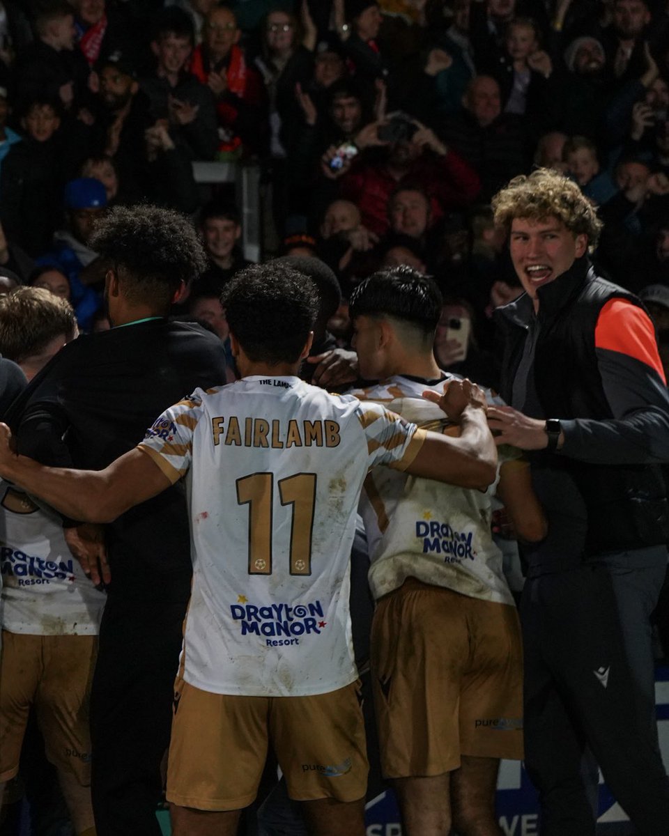 Tamworth Football Club tweet media