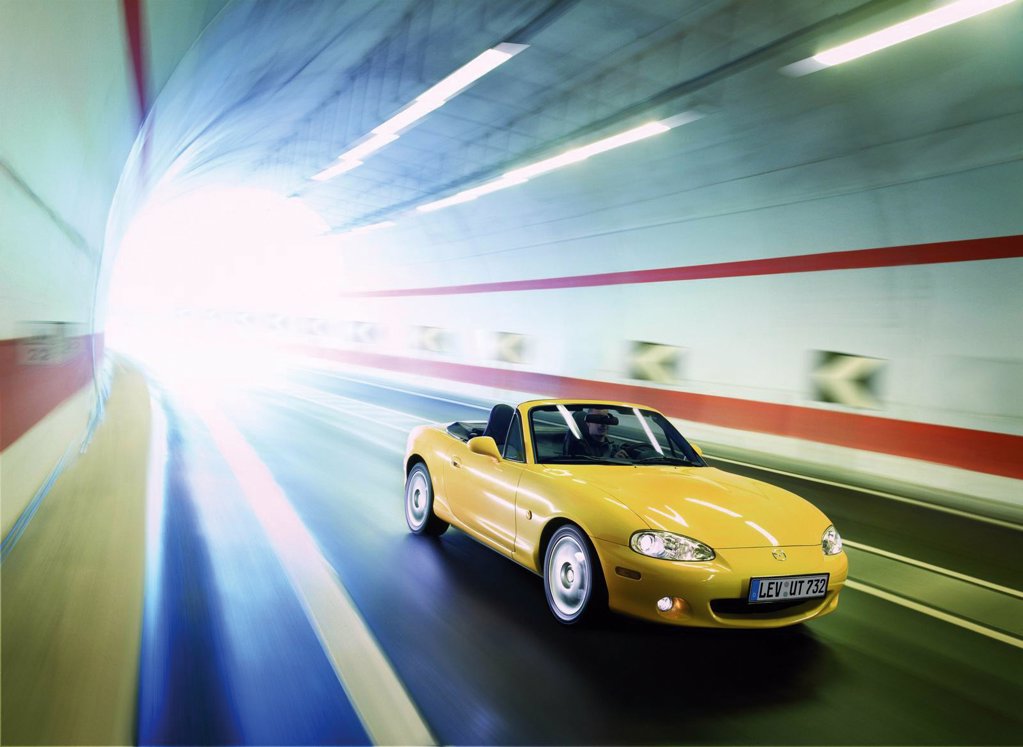 Un rendez-vous iconique
À l'occasion du salon Rétromobile 2025, et pour les 35 ans du MX-5, quatre générations de MX-5 seront exposées au salon Rétromobile du 5 au 9 février 2025 au Parc des Expositions de la Porte de Versailles, sur le stand Mazda situé Hall 1, stand D-061.