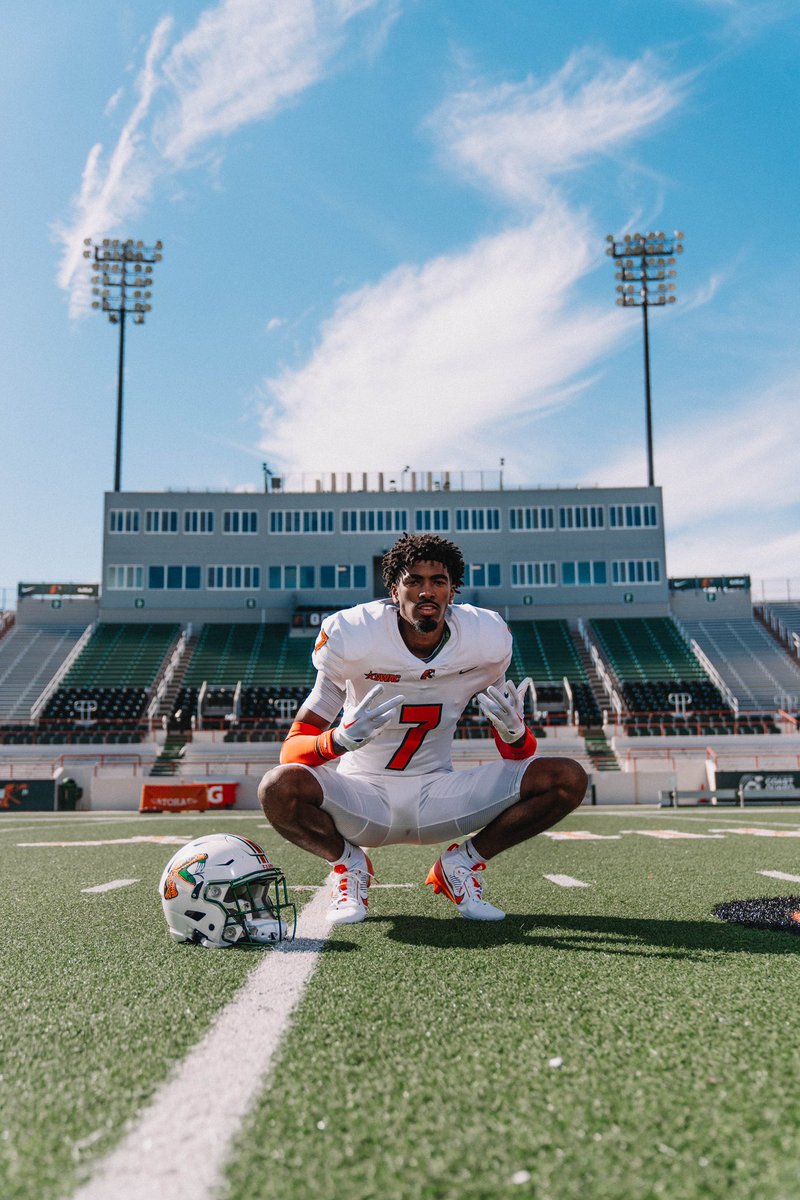 SammyMitchellIV's tweet image. FAMU how we looking‼️ @FAMU_FB @FAMU_1887 @FamuGameday @FAMUAthletics @AjHicksFAMU @RattlerPit @CoachWalker53 @CoachColzie @LightOnSports @CFBONFOX @CFBRep