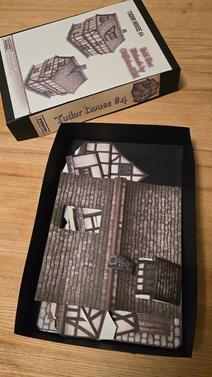 The Old School DM 🎲 🔮🗡️🛡️🔥🐲👹🐙💎👑 tweet media