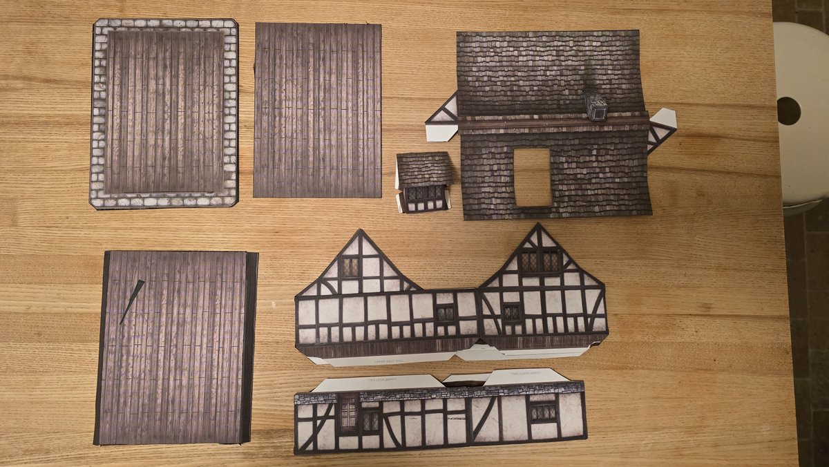 The Old School DM 🎲 🔮🗡️🛡️🔥🐲👹🐙💎👑 tweet media