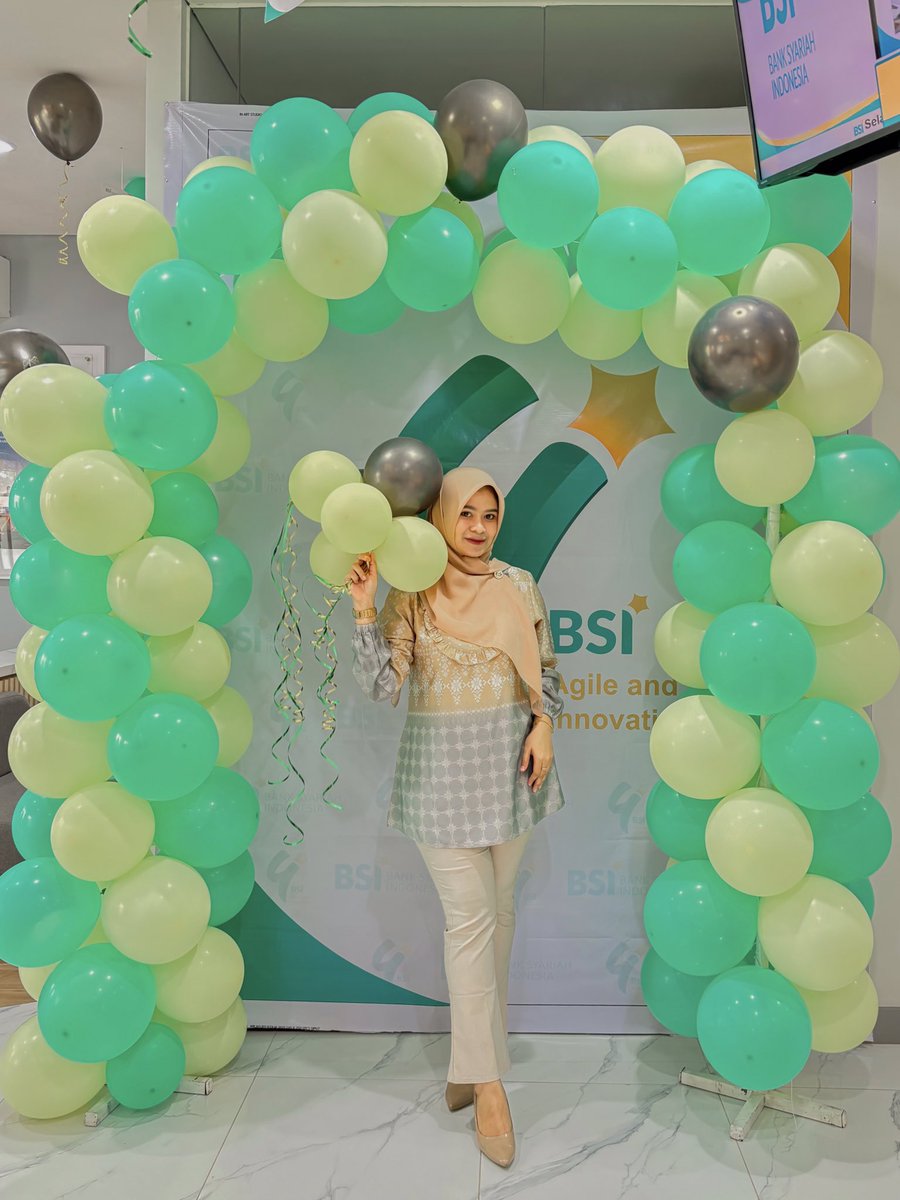 cuttmuniraaa's tweet photo. Milad BSI ke-4!!!!🥳 https://t.co/EhLpXp7cfh