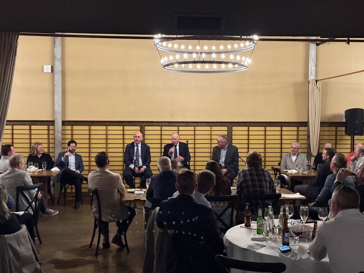 Great night for Lindenwood Hockey at our Night with Red for the Black and Gold.  Special thanks to the Hall of Famer Red Berenson, <a href="/RandyKarraker/">Randy Karraker</a> who was a great emcee, <a href="/bluesalumni/">Blues Alumni</a> for their support and all the other great St. Louis hockey fans for their support! #GoLions🦁