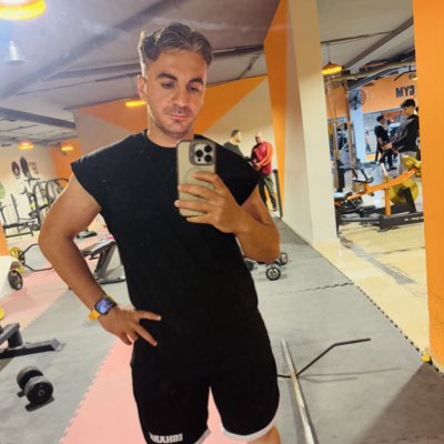 MersindeKing's tweet photo. #YeniProfilResmi https://t.co/mODbS3XVLt