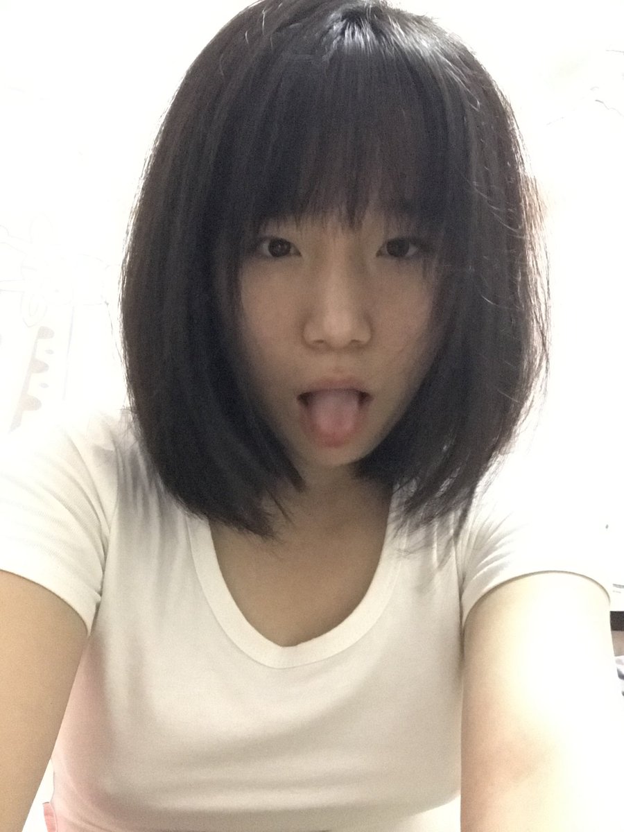 yi_xia3303's tweet photo. 好久没更新来卖个萌
#小狗日记 https://t.co/aIziI3EIvF