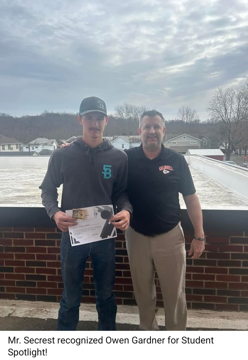 CHS_WorkForce's tweet image. I am beyond proud of this young man. Owen Gardner!
@Caldwell_supt @school_caldwell @firemanoo7