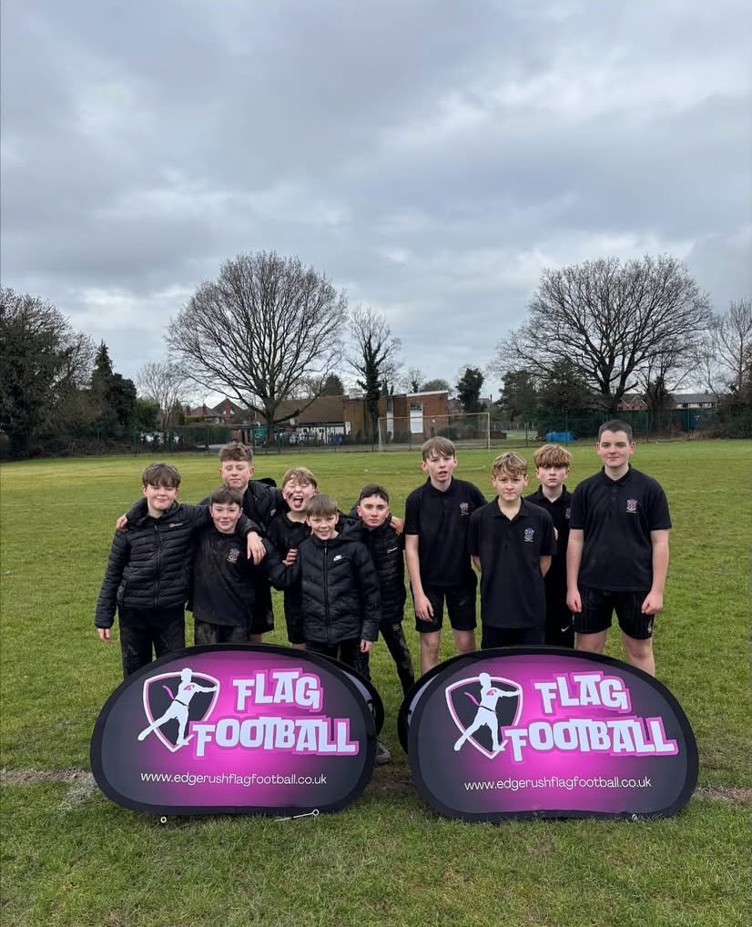 The Y7/8 boys absolutely loved learning how to play Flag Football last week! A fantastic attitude shown by all🙌🏼 Thank you to Edgerush Football for organising and to Kingsway for hosting 🏈🏆🤝🏼 #Stockport #School #PE #Sport #FlagFootball #LearningNewSports