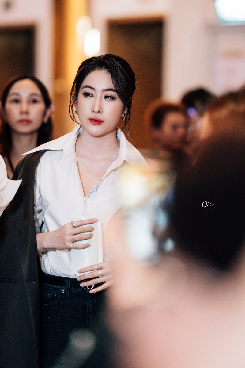 ؘ (@apawsra) on Twitter photo 