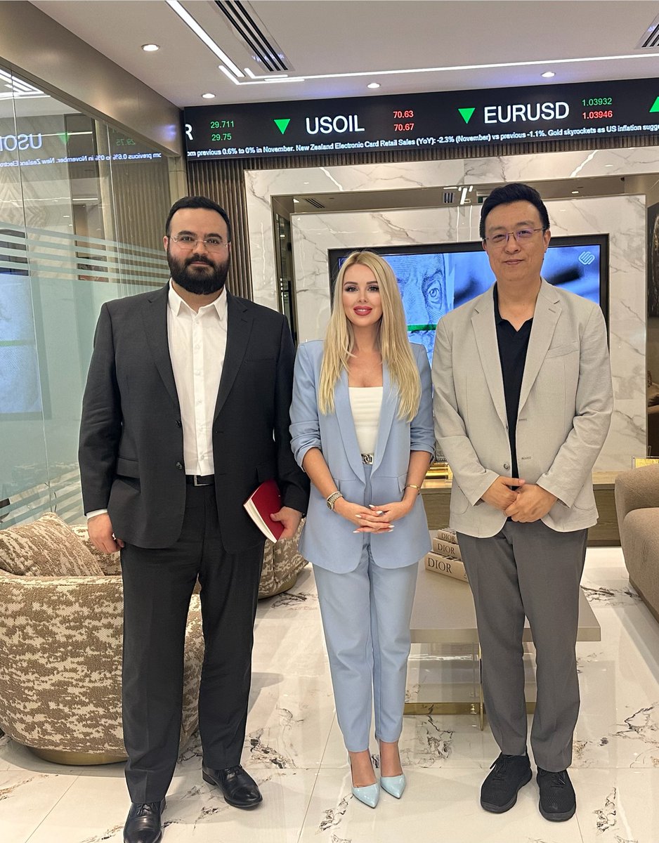 Pleasure meeting Sang-Yoon Lee from <a href="/CRETA_WORLD/">Creta</a> in Dubai. <a href="/LocusChain/">LOCUS CHAIN</a>