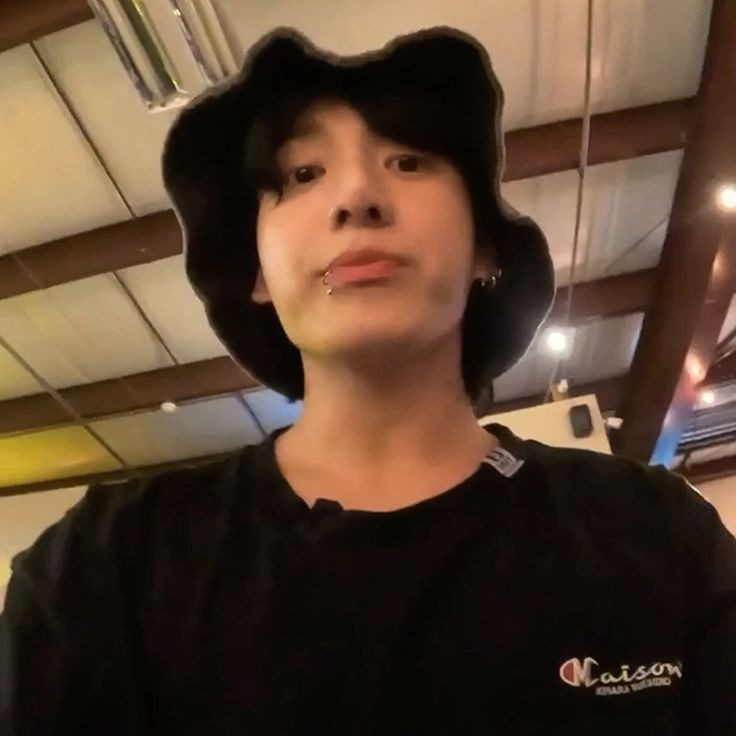 thesinnerhyung's tweet photo. #taekook • oneshot 🔞 au

Staff Training

Awalnya dikira sakit biasa, eh ternyata ada biang kerok dibalik sakit mendadak yang dialami si adek

cw// bpkoo, genderswitch, food kink, nsfw🔞 https://t.co/kV5mFAdq6z
