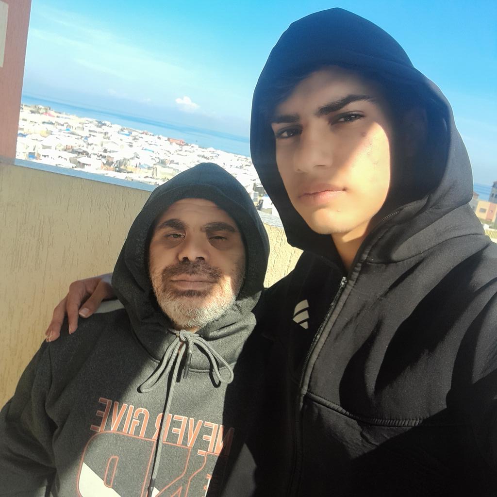 ‼️Muhannad's house was destroyed. Muhannad now needs help to rebuild his damaged home. Please donate and share‼️

gofundme.com/f/help-muhanna…