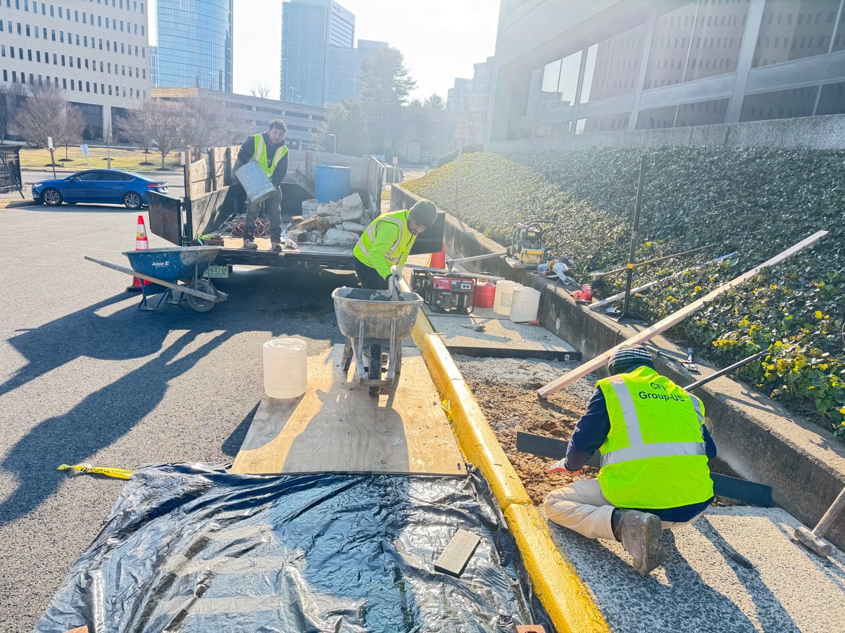 MasonryRepair3's tweet photo. We accommodate jobs of all sizes. One of our commercial clients asked us to demo and replace two concrete squares that expanded from cold temperatures. Check out this quick fix!

#Sidewalkrepair #concretewalkway #masonryrepairservices #commercialconcrete #masonryrepair https://t.co/swIpoRQYYP
