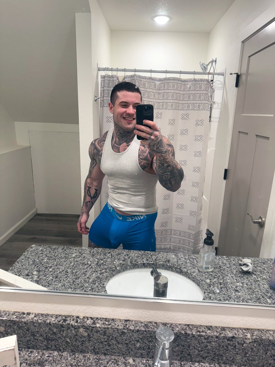 I’m fucking BACK💙