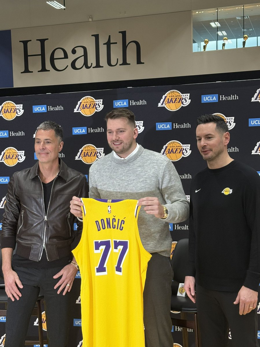 Lakers Nation tweet media