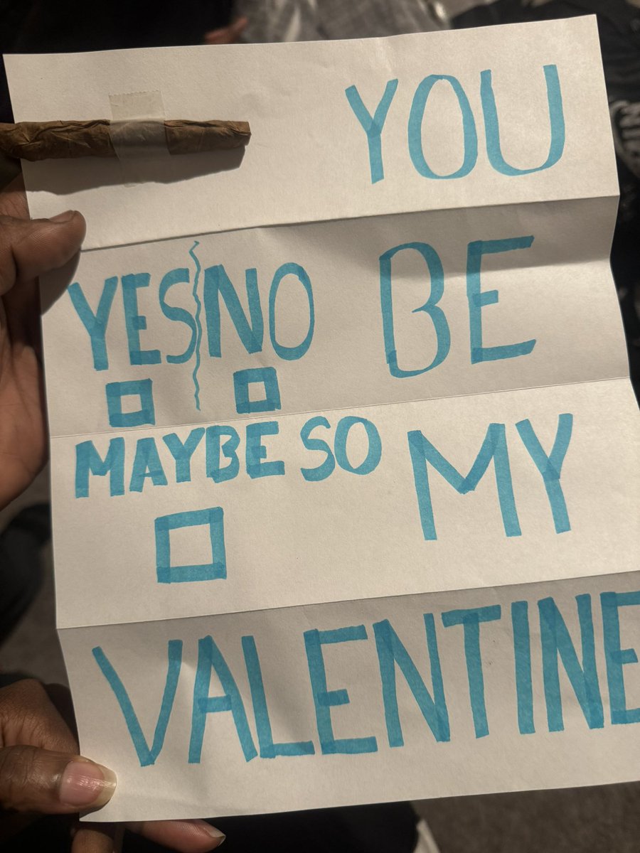 fastpapertrey's tweet photo. My la cousin hella creative https://t.co/iswoGZYRwZ