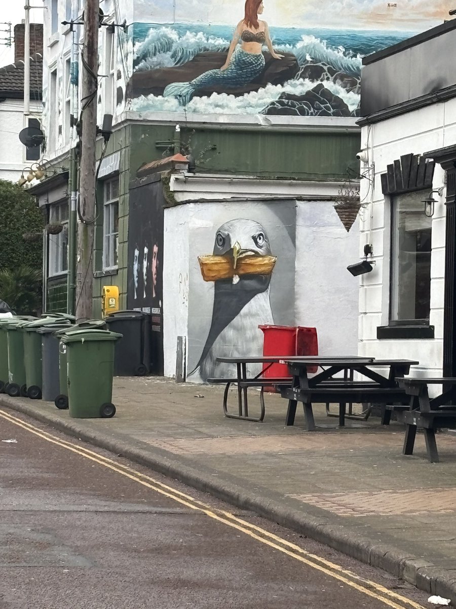 Daniel Davies tweet media