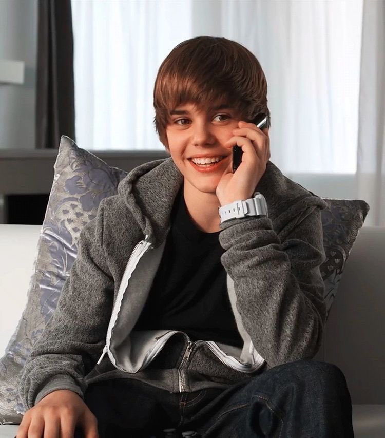 drewlegend_'s tweet photo. el evento canónico de todas las girls: la primera vez que vimos el video de one time o baby de justin bieber por primera vez https://t.co/2FkmJEnRC4