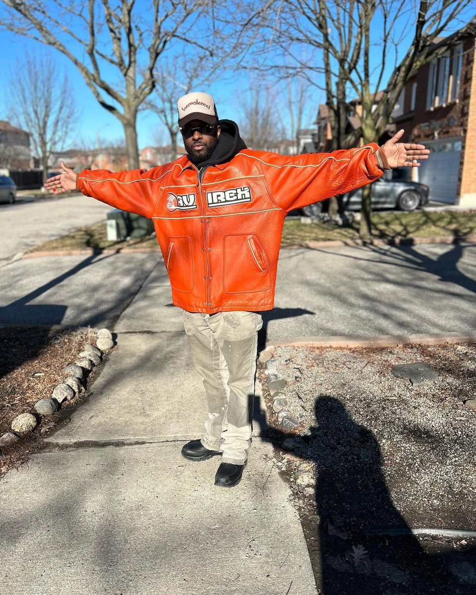 KamakacciJuice's tweet image. 1-900-Hustler ✨ 2002 vs 2025

📸 

#samecity #sauga #mdv #meadowvale #juice #avirex