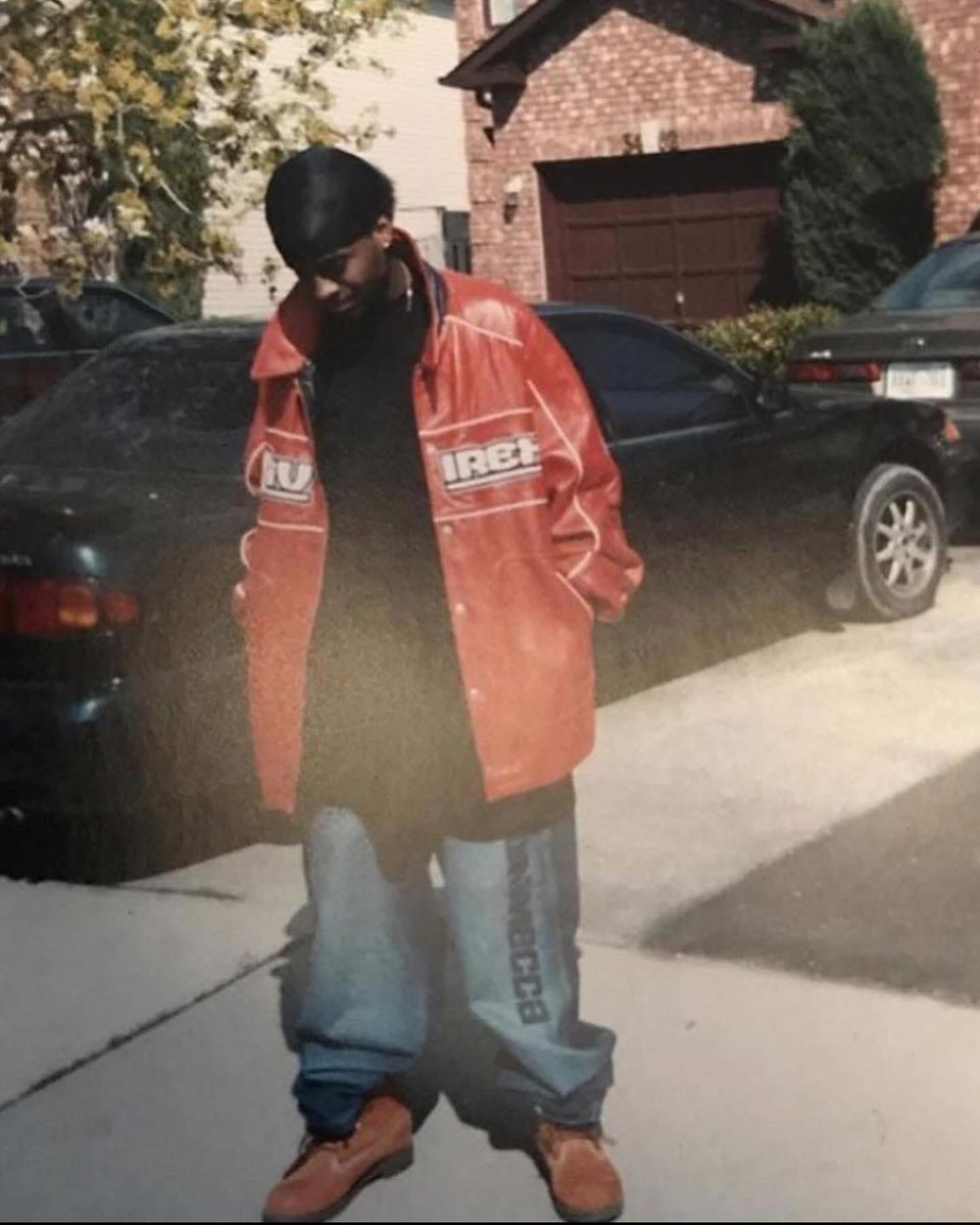 KamakacciJuice's tweet image. 1-900-Hustler ✨ 2002 vs 2025

📸 

#samecity #sauga #mdv #meadowvale #juice #avirex