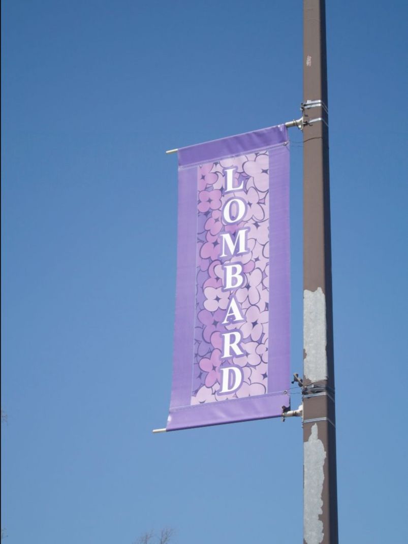 Spring into the Season with Custom Pole Banners! Whether celebrating local events, showcasing vibrant seasonal designs, or promoting your community, our customizable banners let you add your town’s name or unique artwork to capture the season’s spirit.

bannerville.com/contact