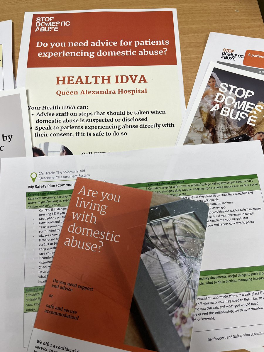 Family Liaison Team (@flo_phu) on Twitter photo A really informative and thought provoking awareness session with M, our health IDVA. Understanding more about supporting patients experiencing domestic abuse and forging new connections #proudtobeaFLO #proudtobePHU <a href="/PatientExpPHU/">Patient Experience Team PHU</a> A really informative and thought provoking awareness session with M, our health IDVA. Understanding more about supporting patients experiencing domestic abuse and forging new connections #proudtobeaFLO #proudtobePHU <a href="/PatientExpPHU/">Patient Experience Team PHU</a>
