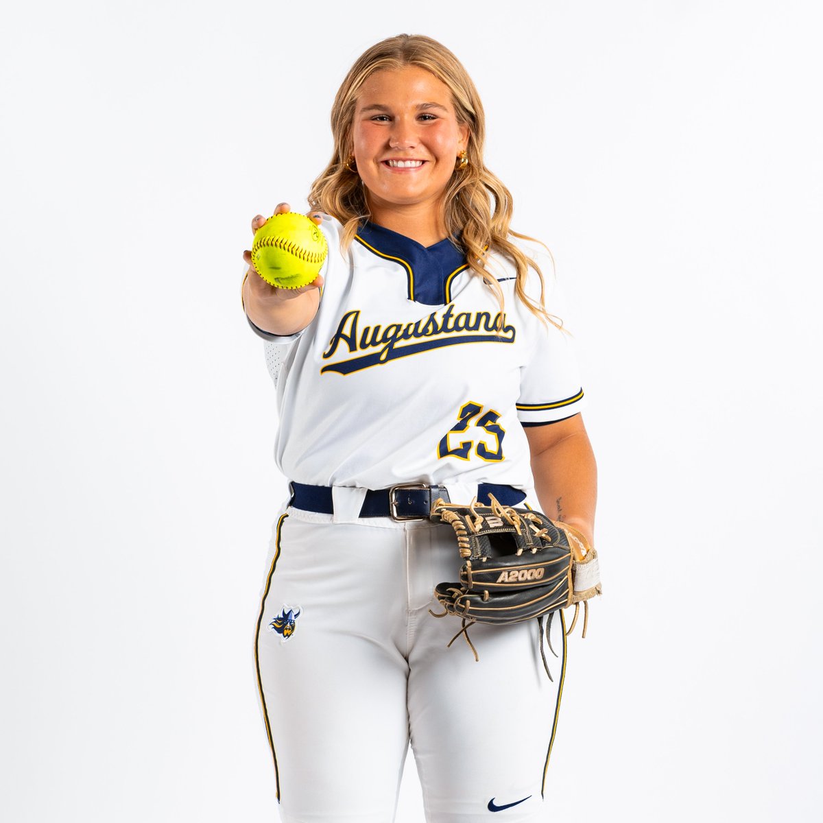 NORAH CHRISTIANSEN! TWO-RUN HOMER!

T4 | #7 Augustana 4, Arkansas Tech 0

#BuildingChampions