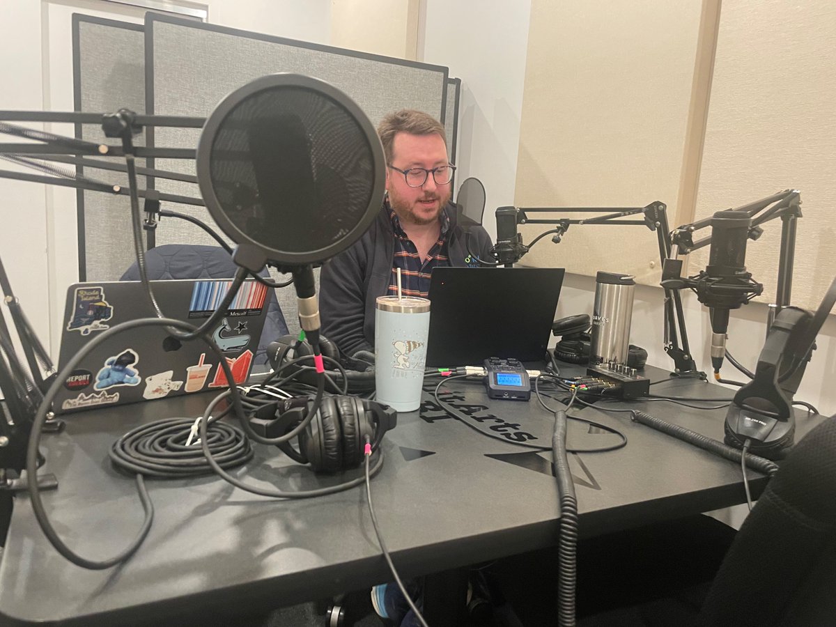 colleen_cronin's tweet photo. In the podcast studio today @litartsri! Love seeing the @ecoRInews Blab Lab logo (along with our friends @AskPossibly) @robesmit is hosting our next episodes! https://t.co/UWYjc6jKHy