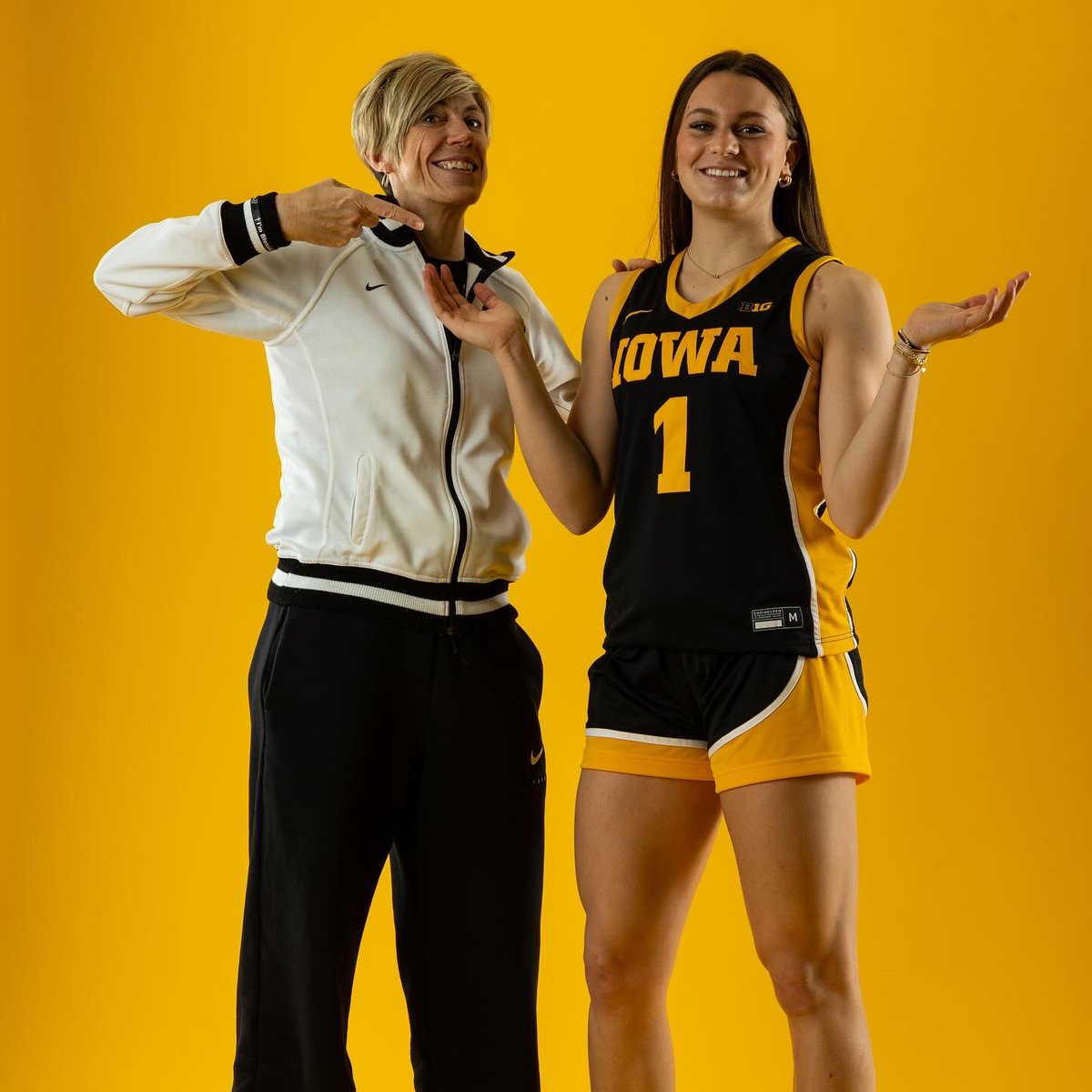 Kate Harpring tweet media